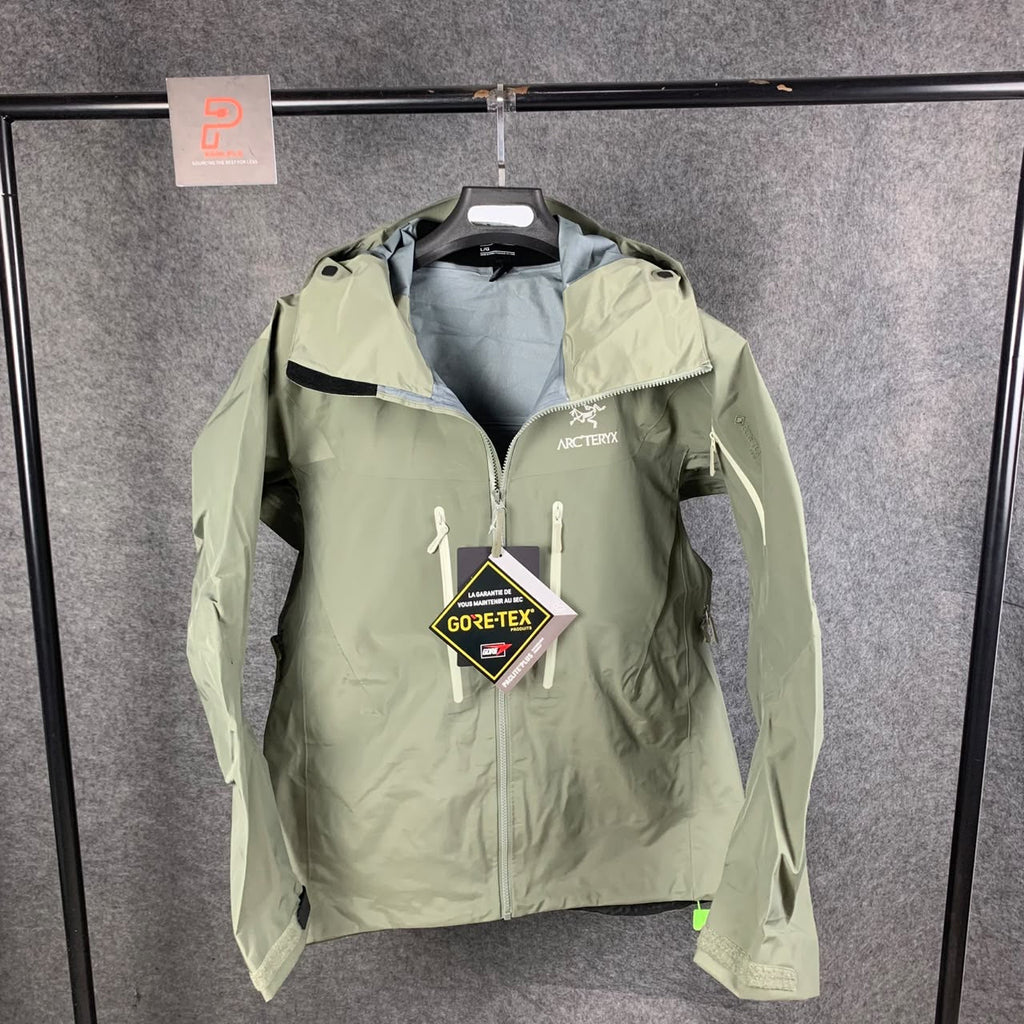 Arc'teryx Men's Alpha SV6 'Light Green'