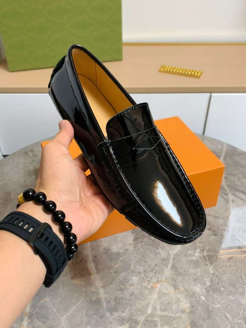 Louis Vuitton Men's Black Leather Loafers - Tan Interior