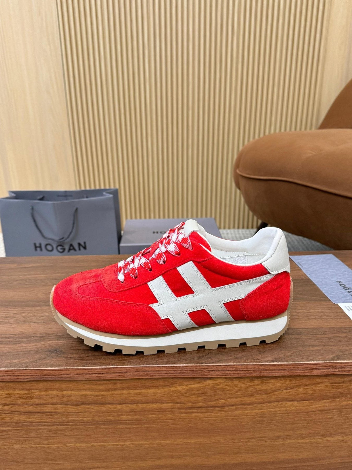 Hogan Leather Low-Top Sneakers